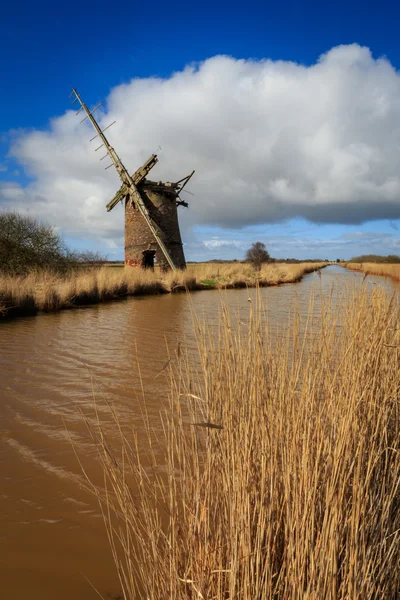 Brograve mill windpump — Stock Photo, Image