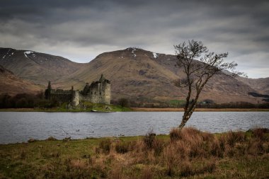 Kilchurn kale İskoçya