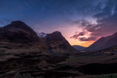 İngiltere, İskoçya 'da Glencoe' da günbatımı.