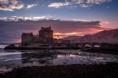 Eilean Donan Kalesi, Dornie, İskoçya İskoçya.