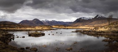 Rannoch Moor manzarası, İskoçya Dağları, İngiltere.