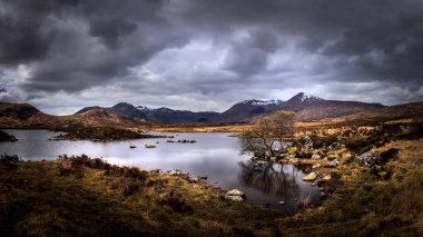 Rannoch Moor manzarası, İskoçya Dağları, İngiltere.