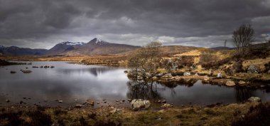 Rannoch Moor manzarası, İskoçya Dağları, İngiltere.