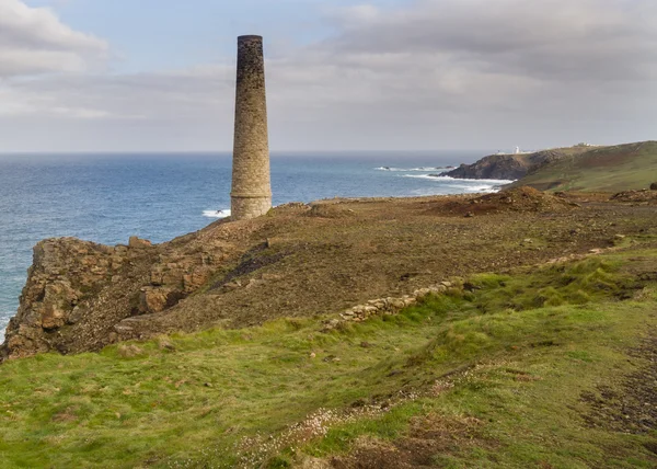 Historiska kust cornwall Levant Mine — Stockfoto