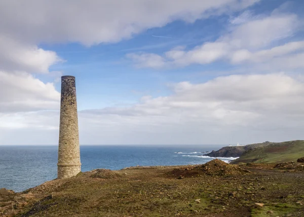 Mina de Levante Costa histórica de cornwall — Foto de Stock