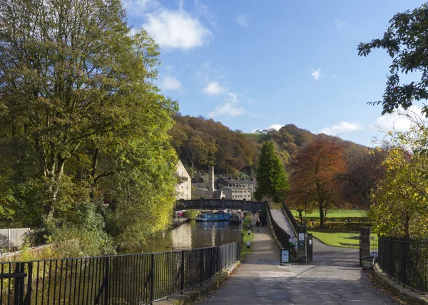 Herbst auf dem Kanal — Stockfoto