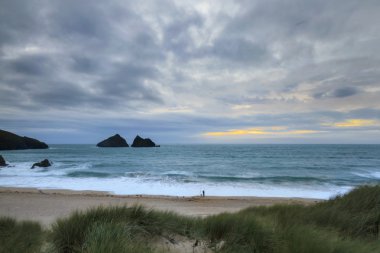 Holywell Bay günbatımı