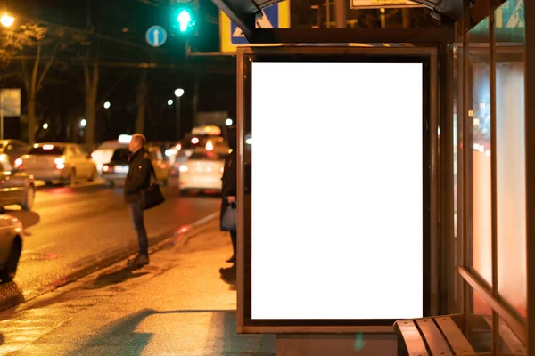 Panneau Affichage Dans Arrêt Champ Blanc Pour Publicité Boîte Lumineuse — Photo