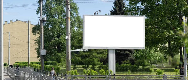 Billboard Białym Polem Makiety Reklamowej — Zdjęcie stockowe