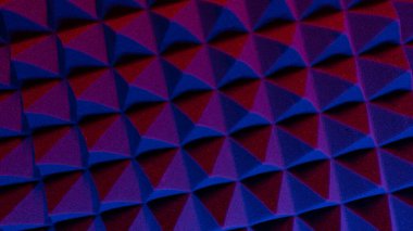 Renkli ışıkta soyut piramit kırmızı arkaplan.