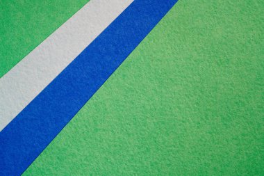 Kağıt desenli, kağıt kaplamalı yeşil yapraklı, kenarlı mavi yapraklı. Üstü örtülmüş kağıtlar.