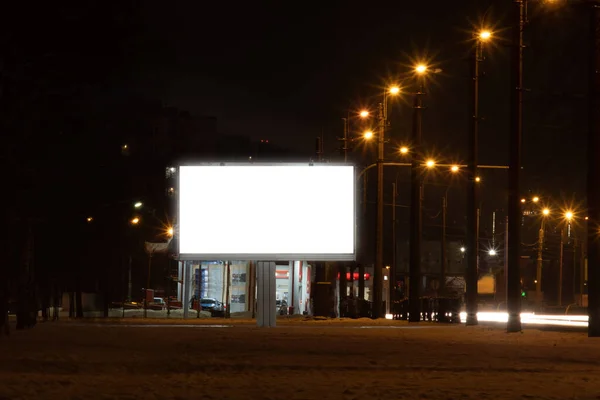 Billboard Scherm Winter Mockup Met Wit Veld Nachts — Stockfoto