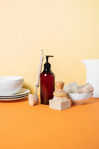 Cozinha Moderna Eco Friendly Lavar Louça Utensílios Conjunto Zero Conceito — Fotografia de Stock