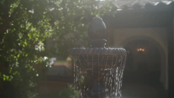 Ms大楼外的小喷泉 — 图库视频影像