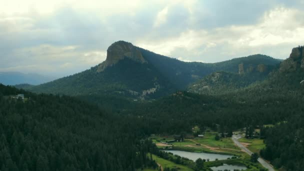 Aerial Scénická Krajina Pohořím — Stock video