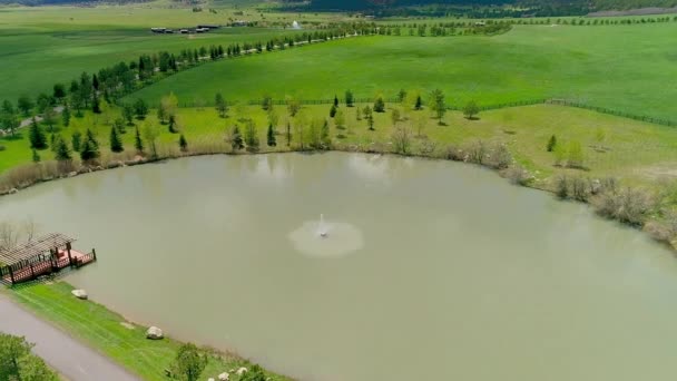 Aerial Paisagem Panorâmica Com Lago — Vídeo de Stock