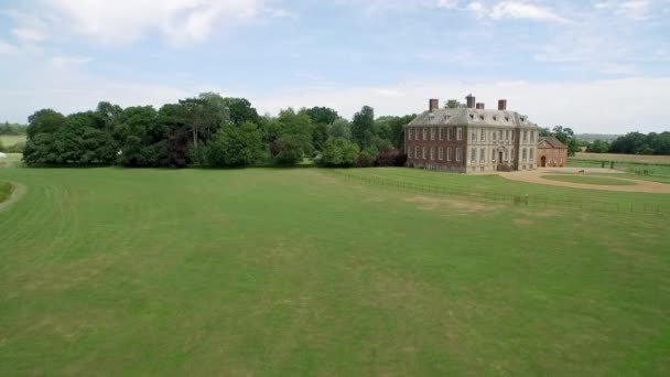 Aerial Drone Πλάνο Του Παλατιού Μεγάλο Κήπο Λέστερ Αγγλία Ηνωμένο — Αρχείο Βίντεο