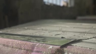Mansfield, İngiltere, İngiltere 'deki bir depoda inşaat sırasında yüzeyde MS Alçı bulundu.