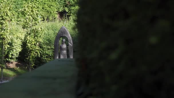 Estatua Jardín Newark Nottinghamshire Reino Unido — Vídeo de stock