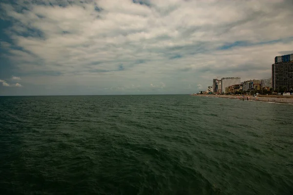 Strand Vom Meer Und Gebäuden — Stockfoto