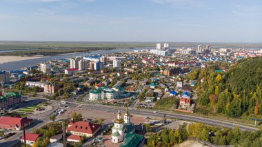 Şehir caddelerinin yukarıdan görünüşü