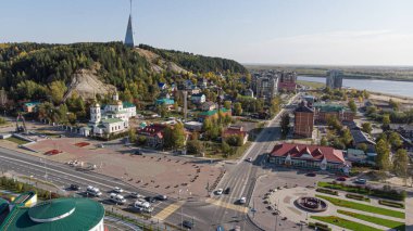 Şehir caddelerinin yukarıdan görünüşü