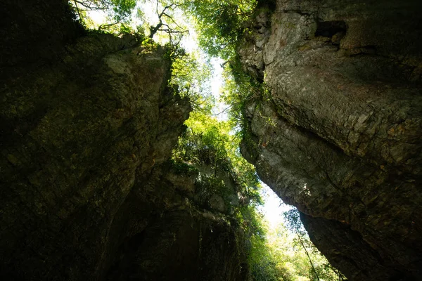 Canyon Met Blauw Water Witte Rotsen — Stockfoto