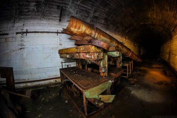 Tunnels Bunker Abandonné Dans Montagne — Photo