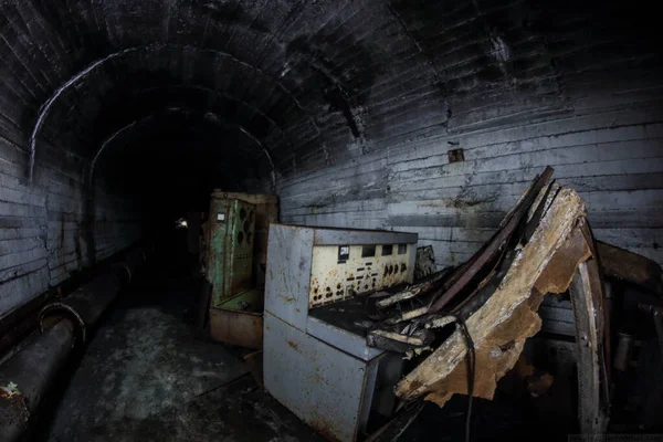 Tunnels Bunker Abandonné Dans Montagne — Photo