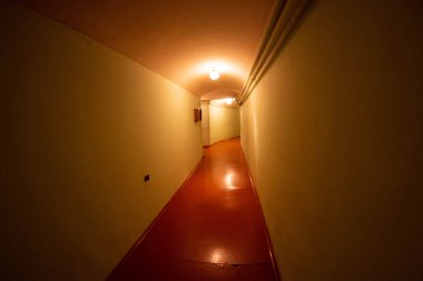 Samara 'da bir operasyon sığınağında.