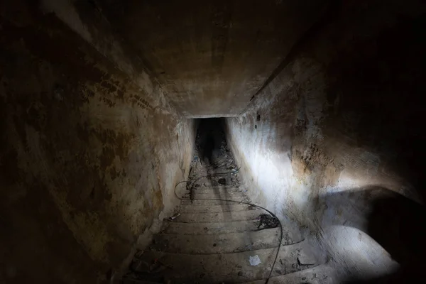 Tunnel Sotterranei Cemento Nel Rifugio — Foto Stock