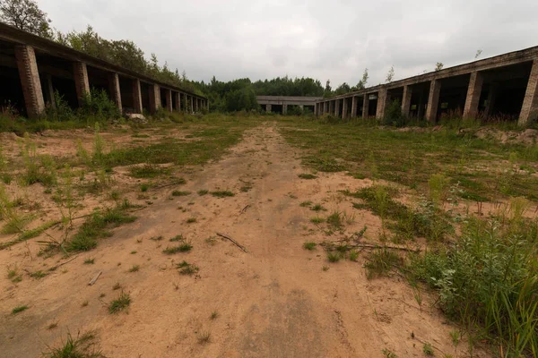 Resterna Övergiven Byggnad — Stockfoto