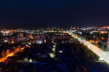 Saint Petersburg gece şehri manzarası