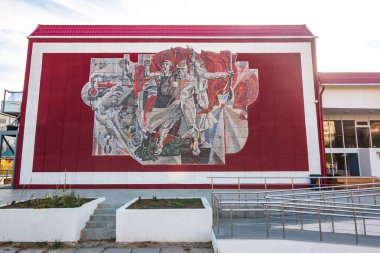 Sovyet Yaratıcılık Evi. Çevirisi: Ekim