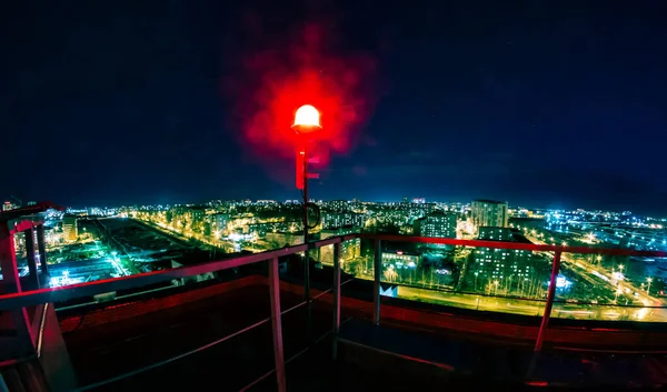 Красный Сигнал Крыше Высотных Домов Авиационной Безопасности — стоковое фото