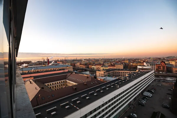 ホテルからサンクトペテルブルクの街への眺め — ストック写真