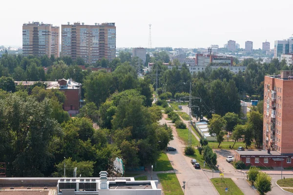 Dachy Budynków Wielokondygnacyjnych — Zdjęcie stockowe