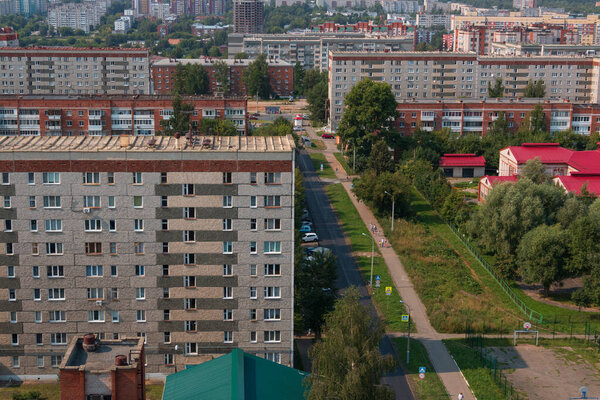 крыши многоэтажных зданий