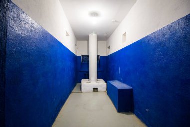 Hapishanedeki eski ortak tuvalet