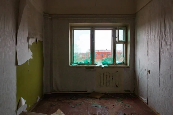Dreckiges Zimmer Einem Verlassenen Gebäude — Stockfoto