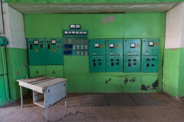 Teçhizatlı bir fabrikada atölye