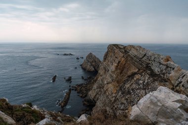 İspanya 'nın en kuzeyindeki Cabo de Peas çok güzel bir yerdir..