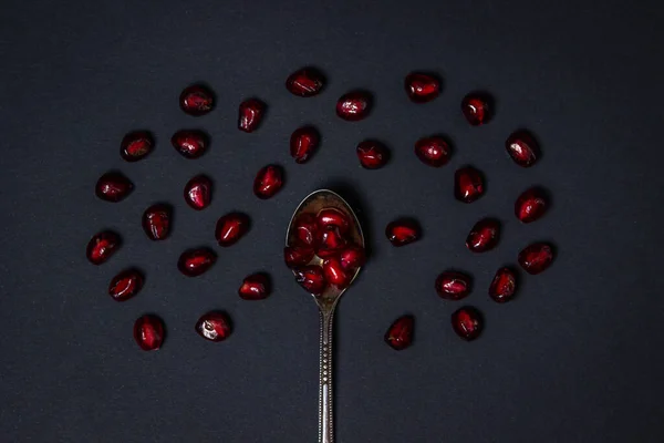 Pomegranate Black Background Spoon Full Pomegranate Red Fruit — Stock Photo, Image
