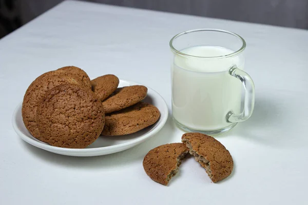 Glass Milk Oatmeal Cookies White Background Diet Food Light Breakfast — Stock Photo, Image