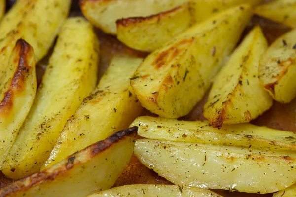 Kızarmış Patates Dilimleri Yapımı Kızarmış Yemek Kızarmış Sebze Lezzetli Yemek — Stok fotoğraf