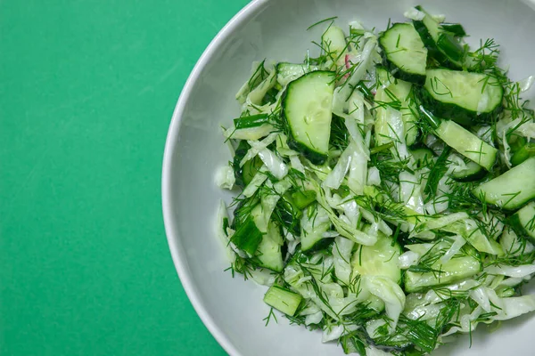 Salade Diète Concombres Chou Une Alimentation Saine Alimentation Végétarienne — Photo