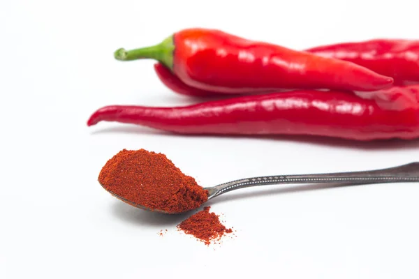 Vörös Paprika Piros Őrölt Paprika Fehér Alapon Chili Paprika Izolált — Stock Fotó