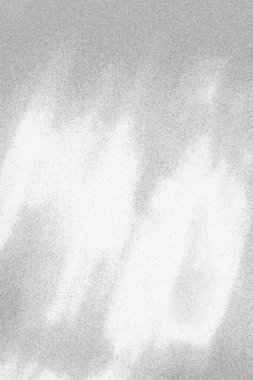 Çizik ve çatlaklarla dolu pis bir doku.