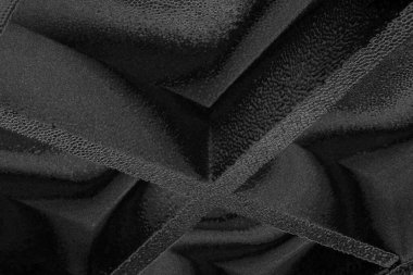 Çizik ve çatlaklarla dolu pis bir doku.