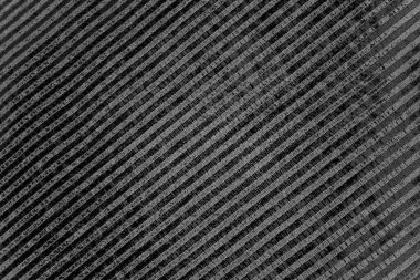 Çizik ve çatlaklarla dolu pis bir doku.